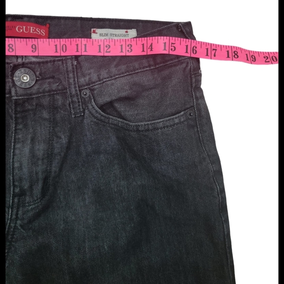 (M) Guess Dark Wash Jeans (Men) - Picture 4 of 11